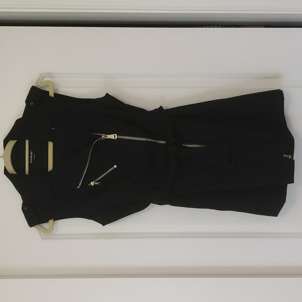 Bebe Black Sleeveless Trench Coat